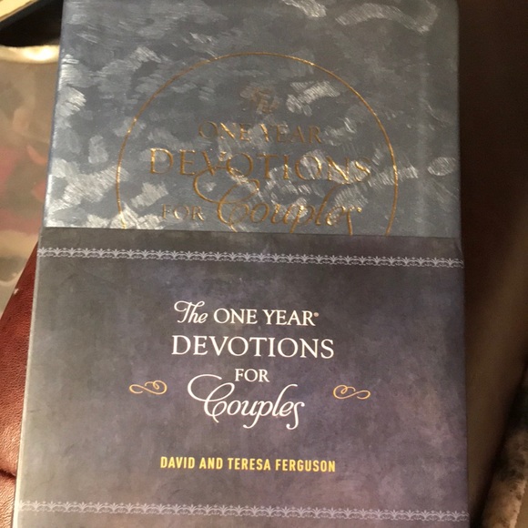 The One Year Devotions For Couples Book NWT - Picture 1 of 2